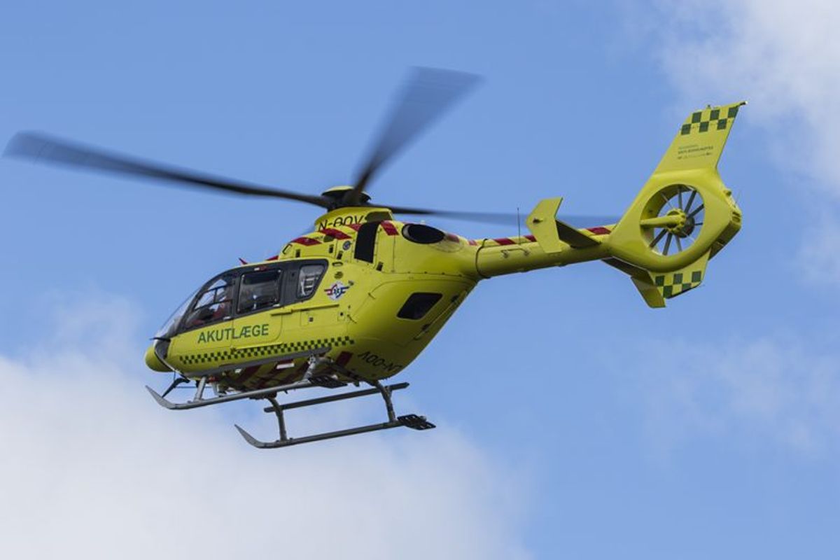 Manden blev fløjet på hospitalet i helikopter. Arkivfoto: René Lind Gammelmark