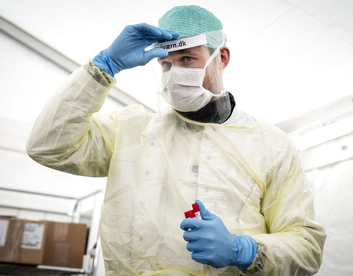 Stadig mange nye smittede – men epidemien er aftagende. Foto: Scanpix