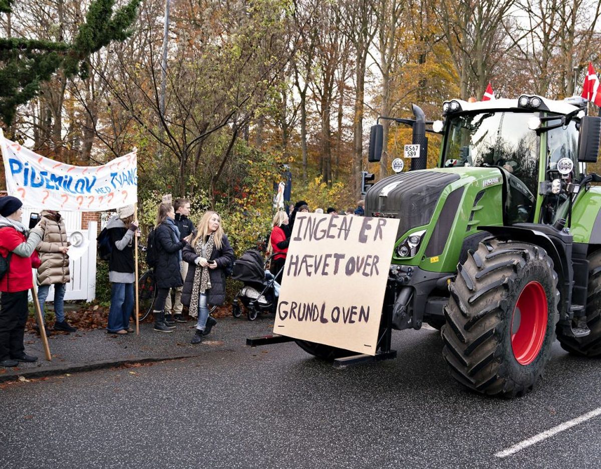 Traktorerne fylder i Aalborg. KLIK FOR FLERE BILLEDER. (Foto: Henning Bagger/Ritzau Scanpix)