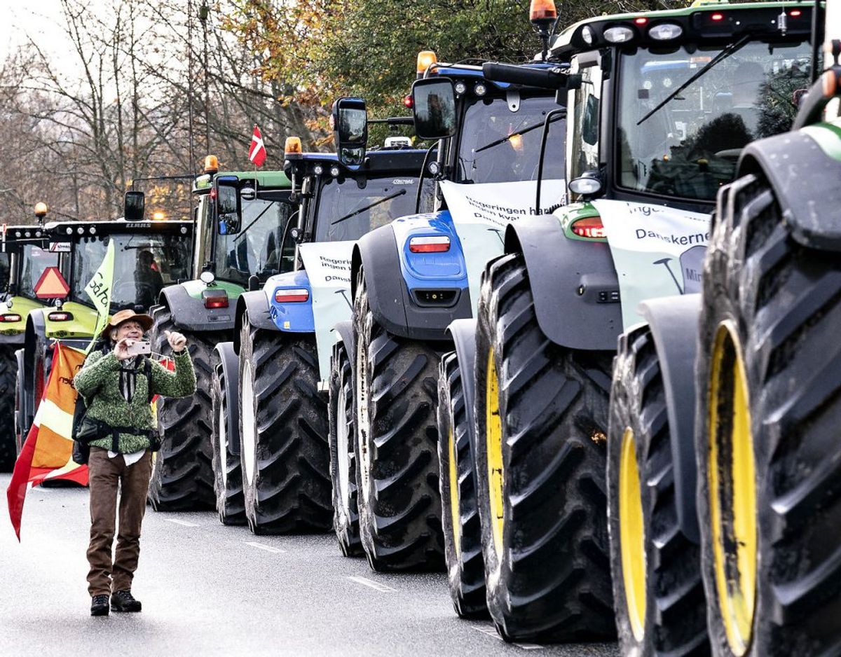 Traktorerne fylder i Aalborg. KLIK FOR FLERE BILLEDER. (Foto: Henning Bagger/Ritzau Scanpix)