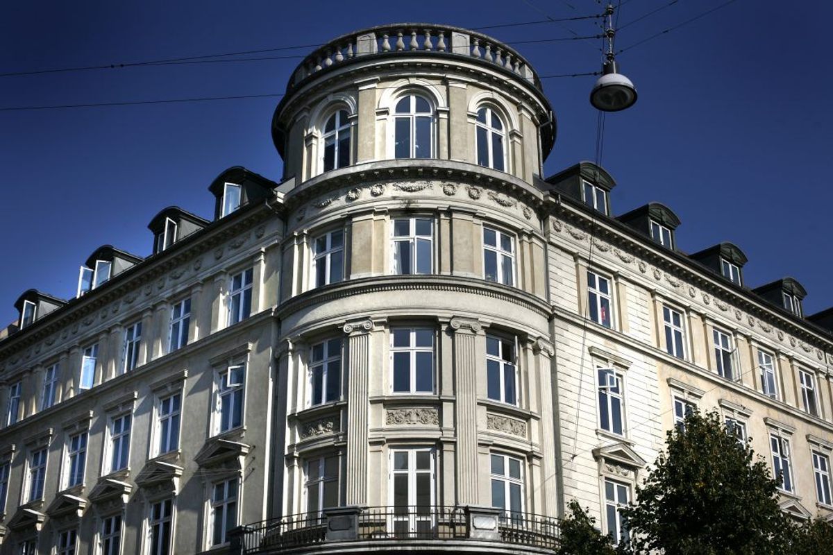 Papirerne på din andelsbolig, hvis du bor i andelsbolig og skal have lån til andelsboligen. De vigtige papirer er seneste generalforsamlingsreferat, vedtægterne for andelsboligforeningen og evt. en kopi af andelsbeviset. Kilde: Forbrugerrådet Tænk. Arkivfoto.