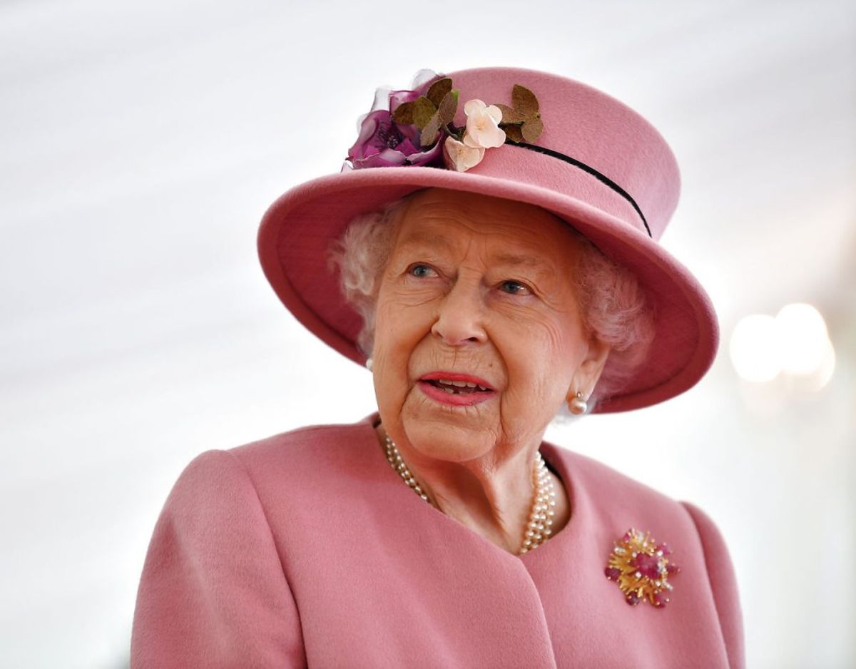 Den britiske dronninge er med sine 74 år verdens ældste nulevende monark. Klik videre i galleriet for flere billeder. Foto: Scanpix/Ben Stansall/Pool via REUTERS