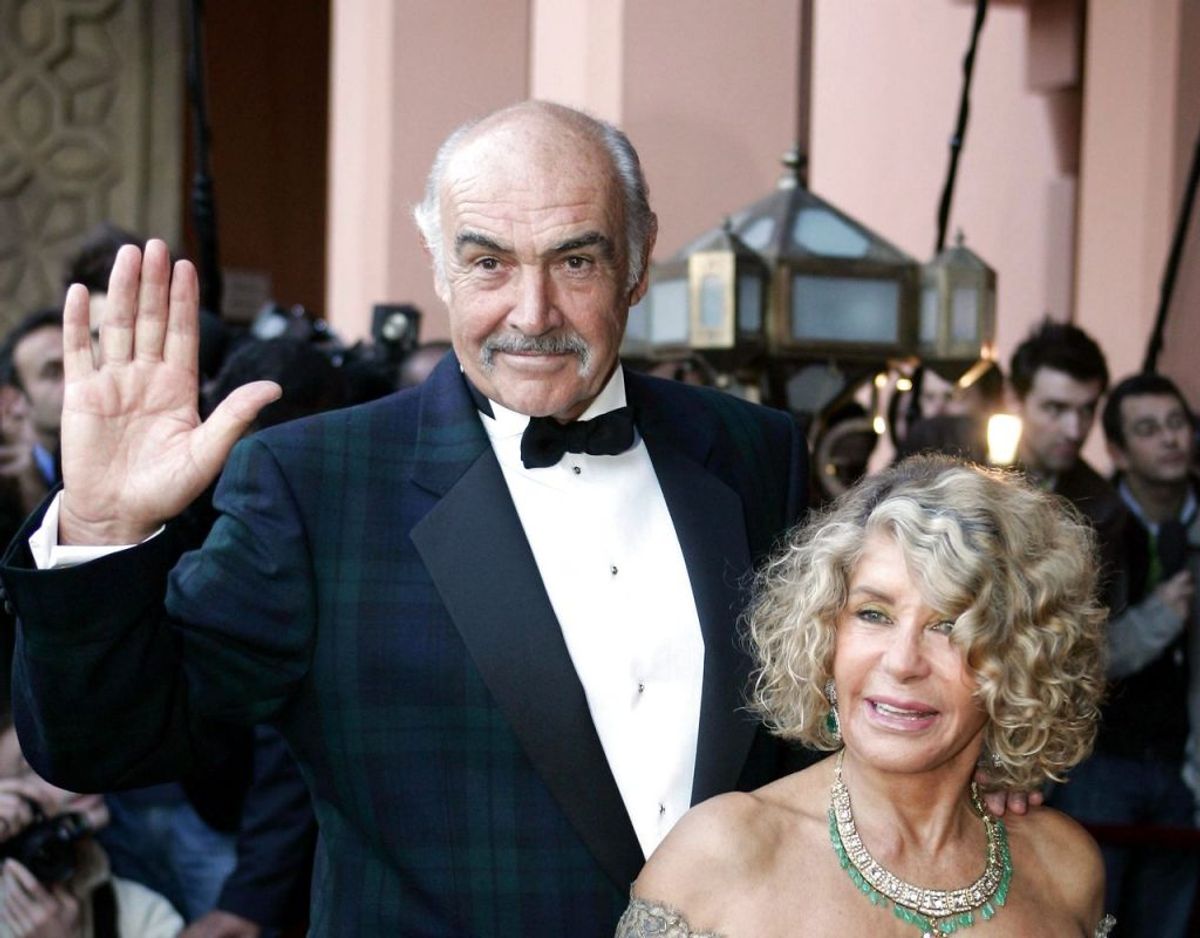 I dag 91-årige Micheline Roquebrune og Sean Connery blev gift helt tilbage i 1975. Klik videre i galleriet for flere billeder. Foto: Scanpix/Jack GUEZ / AFP
