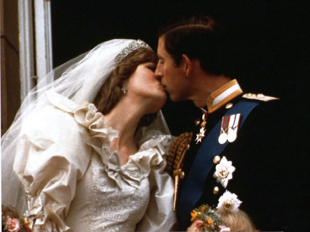 En veninde af prinsesse Diana afslører, hvad prins Charles chokerede med dagen før parrets bryllup. KLIK VIDERE OG SE MERE. Foto: REUTERS/stringer/FILES