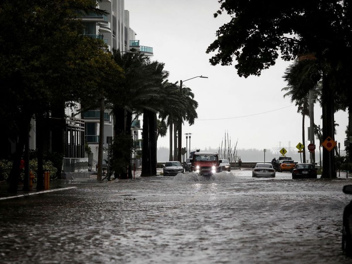 Vandmasserne lagde nærmest gaderne i Miami øde. Foto: Marco Bello/Scanpix.