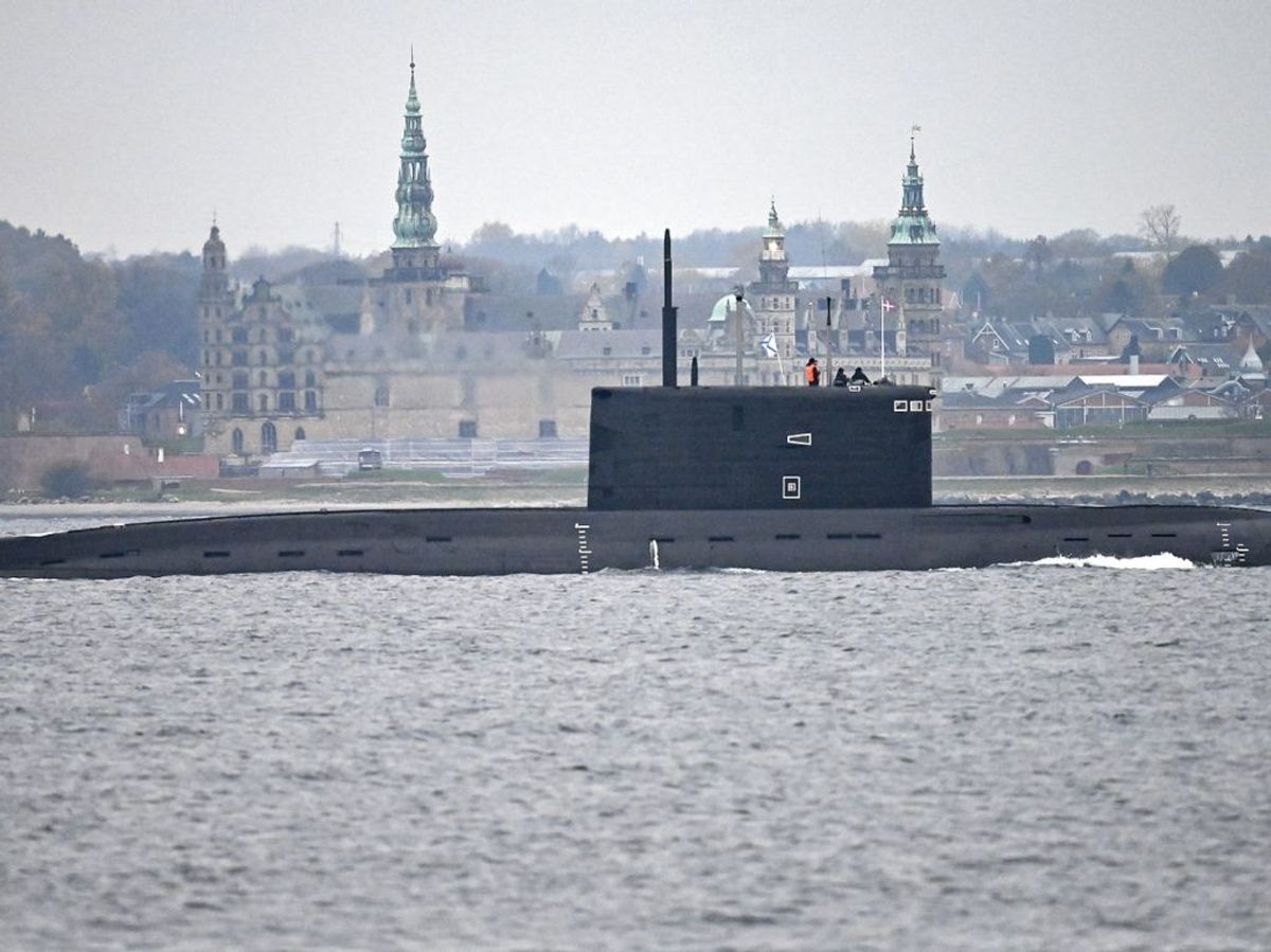 Mandag var en russisk ubåd ‘på besøg’ i Øresund. KLIK for flere billeder. (Foto: 50090 Johan Nilsson/TT/Ritzau Scanpix)
