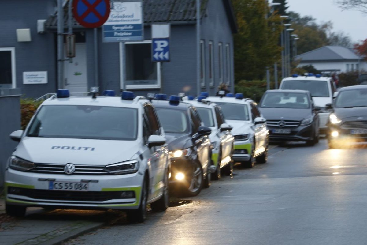 Politiaktion i Grindsted fredag. KLIK FOR FLERE BILLEDER. Foto: René Lind Gammelmark