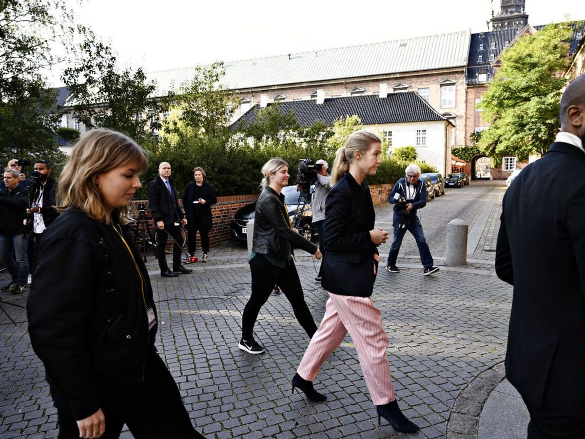 9. oktober skriver Morten Østergaard på Facebook, at tre kvinder har oplevet uønsket seksuel opmærksomhed fra ham i festligt lag.
Den nyudnævnte leder, Sofie Carsten Nielsen, afviser at have kendt til de nye sager.
(Foto: Philip Davali/Ritzau Scanpix)