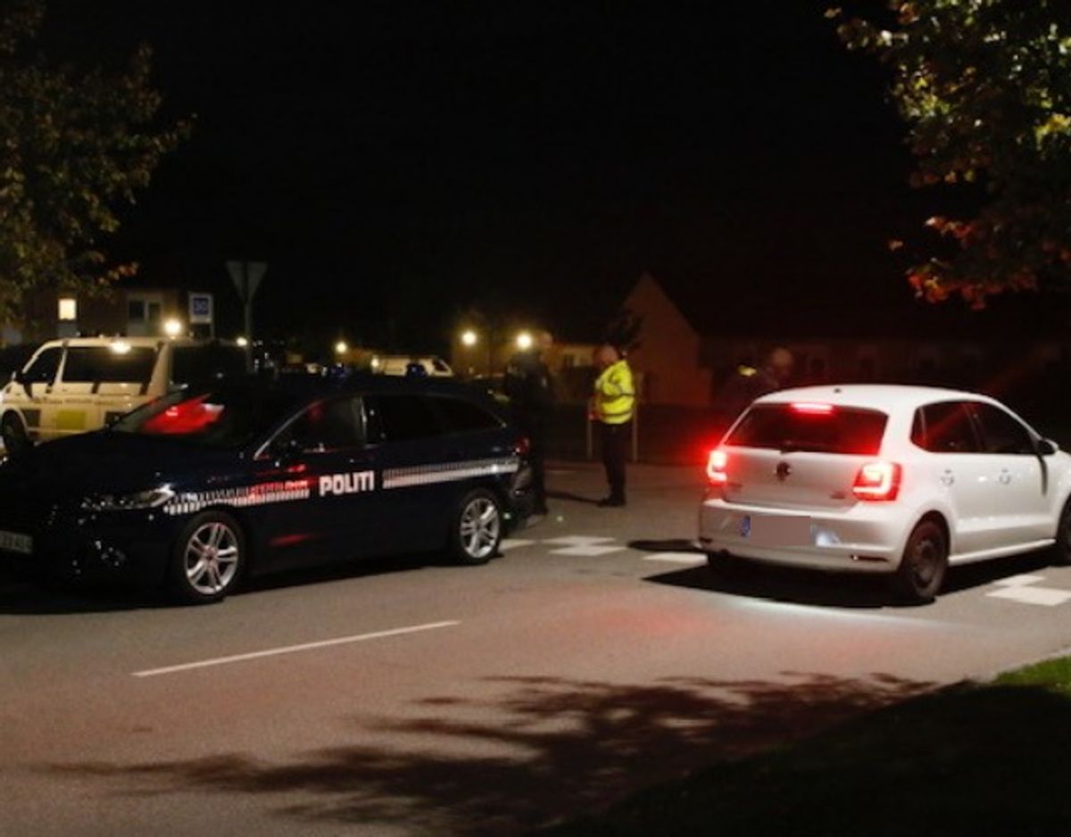 Politiet rykkede ud og afspærrede et område. Foto: Presse-fotos.dk.