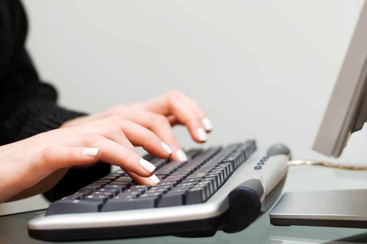 Tastaturet er formentlig en af de mest bakteriefyldte genstande i dit hjem. Sørg for at gøre det rent ofte. Kilde: Reader’s Digest. Arkivfoto.