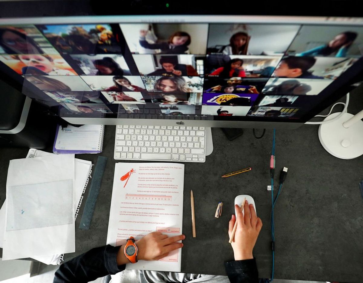 Først og fremmest skal du huske at opdatere programmet hver eneste gang, der kommer en opdatering. Det er nemlig her, fejlrettelser kommer – og dem er der trods alt mange af. Foto: Scanpix