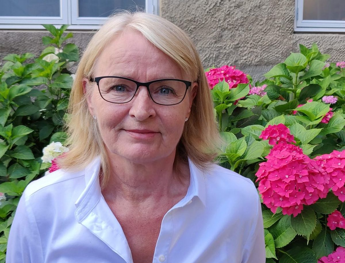 Karin lever i dag et godt liv, efter at hun fik en blodprop i hjernen i 2015. Foto: Newsbreak.dk.