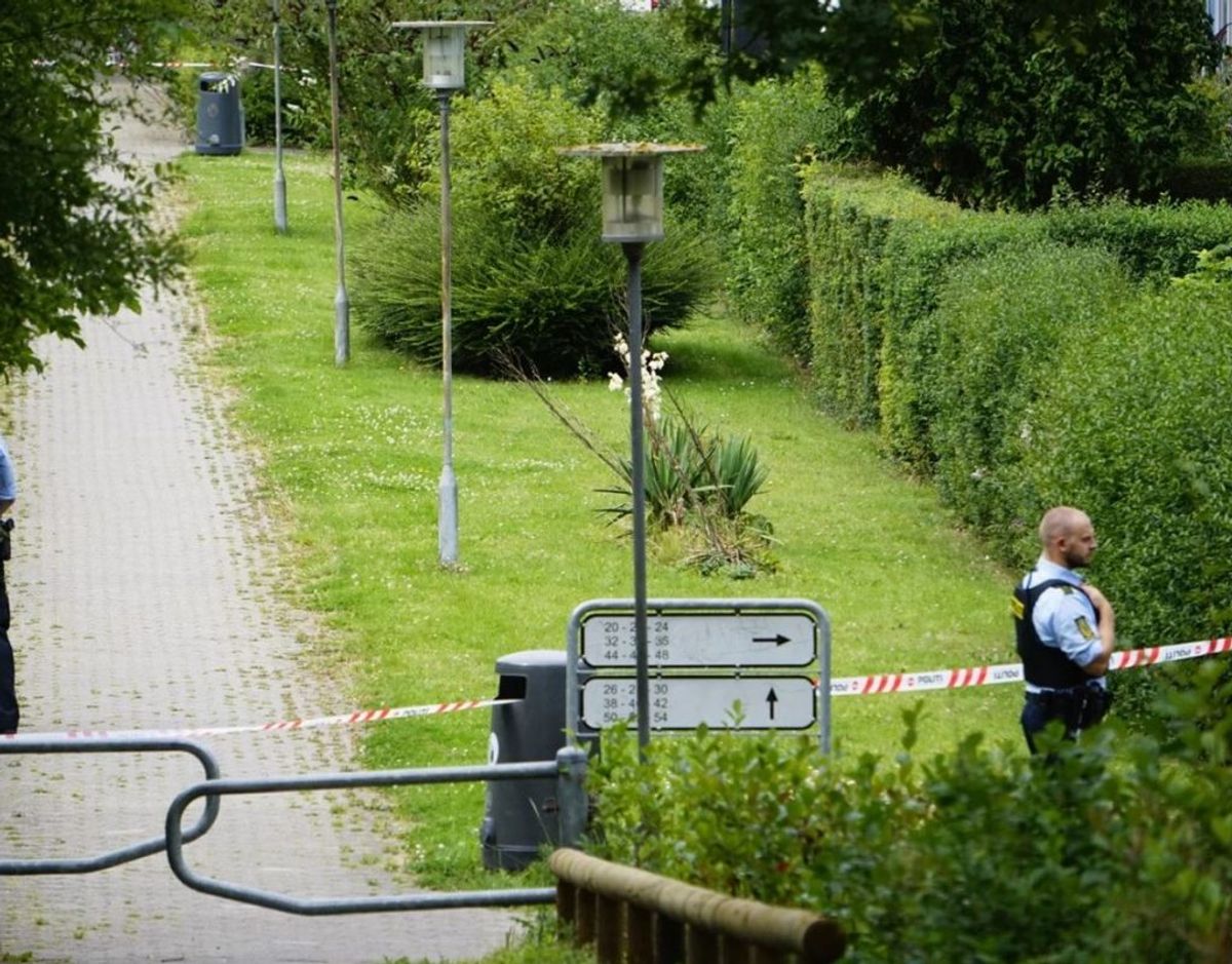Et stort område er spærret af. Foto: Presse-fotos.dk