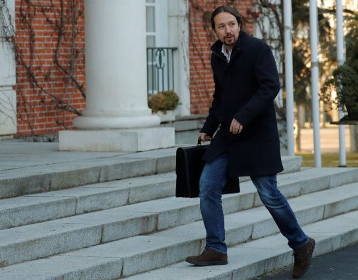 Spaniens vicepremierminister, Pablo Iglesias, er ikke imponeret over, at den tidligere konge Juan Carlos har valgt at forlade landet på et tidspunkt, hvor han er udsat for beskyldninger om at have modtaget bestikkelse. (Arkivfoto). Foto: Susana Vera/Reuters