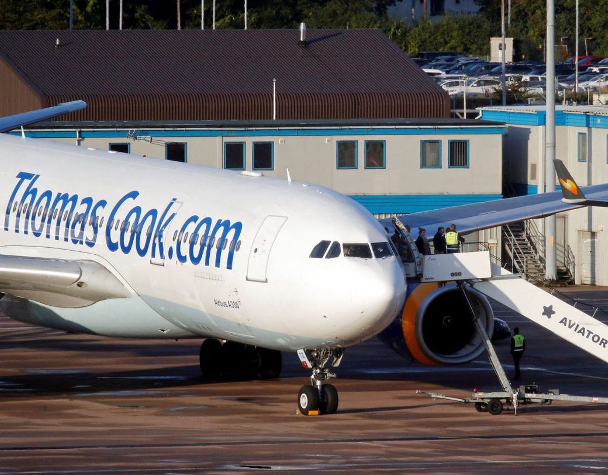 Hvis konkursen sker, når du er afsted, og du har købt dine billetter direkte af flyselskabet, som er gået konkurs, er du dækket. Kravet er dog, at billetterne er til flyvninger mellem en dansk og en udenlandsk lufthavn. Dog skal du selv betale en selvrisiko på 1000 kroner, mens Rejsegarantifonden dækker resten. Kilde: Forbrugerrådet Tænk Foto: Scanpix
