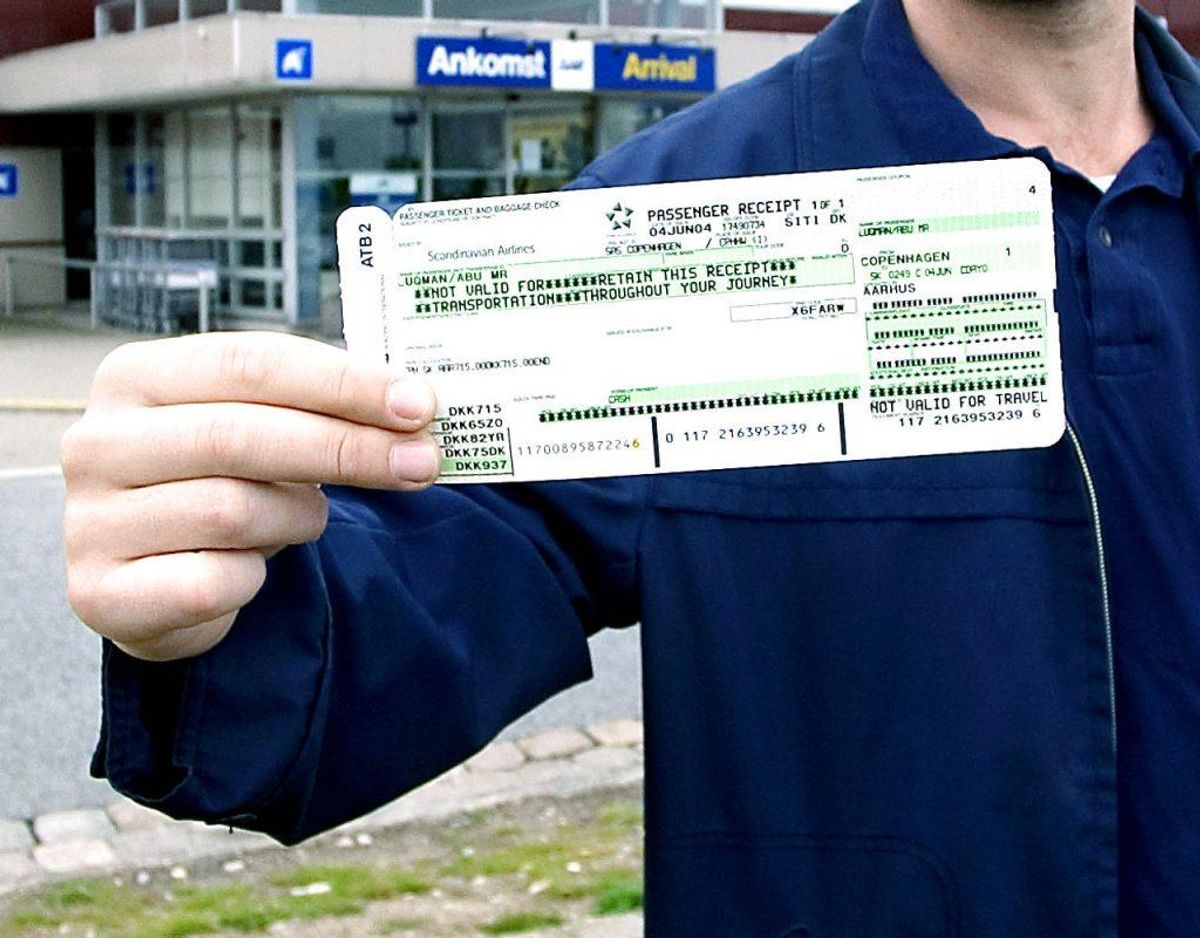 Sker konkursen før, du skal afsted, er der andre regler. Hvis du har købt flybilletter direkte hos selskabet, skal du altid betale en selvrisiko på 1000 kroner. Derefter er Rejsegarantifondens formue afgørende for, hvor meget du får i erstatning. Dog skal flybilletterne være fra en dansk lufthavn til en udenlandsk. Kilde: Forbrugerrådet Tænk Foto: Scanpix