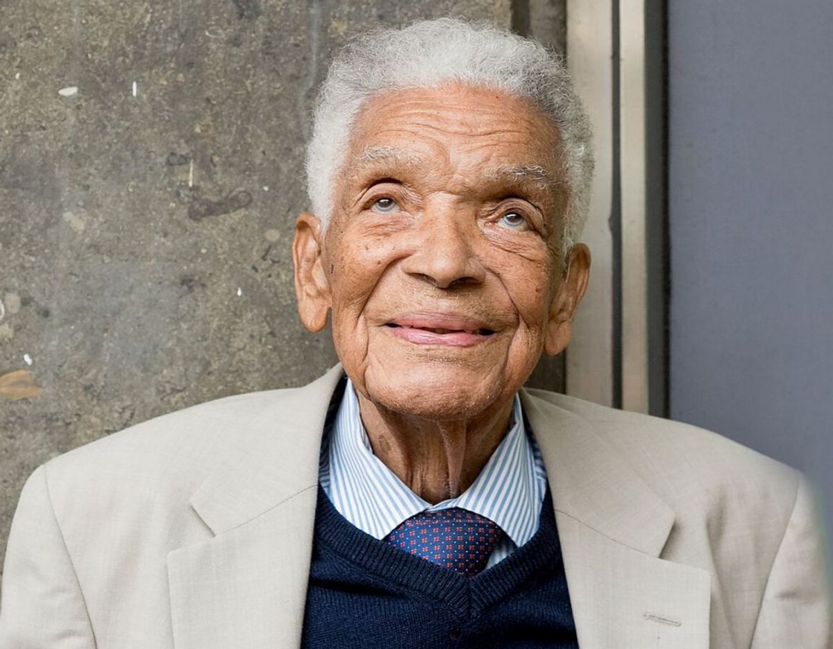 En pioner inden for britisk tv og film er død. Earl Cameron blev 102 år gammel. KLIK VIDERE OG SE FLERE BILLEDER. Foto: Wikimedia Commons/ Peter J Dunn