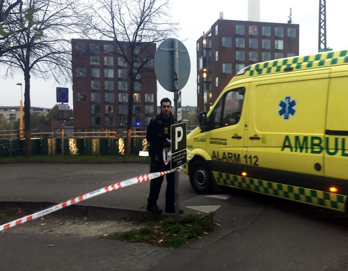 Politi og ambulance på Tagensvej i København i forbindelse med drabet. (Foto: Kristian Djurhuus/Scanpix 2017)