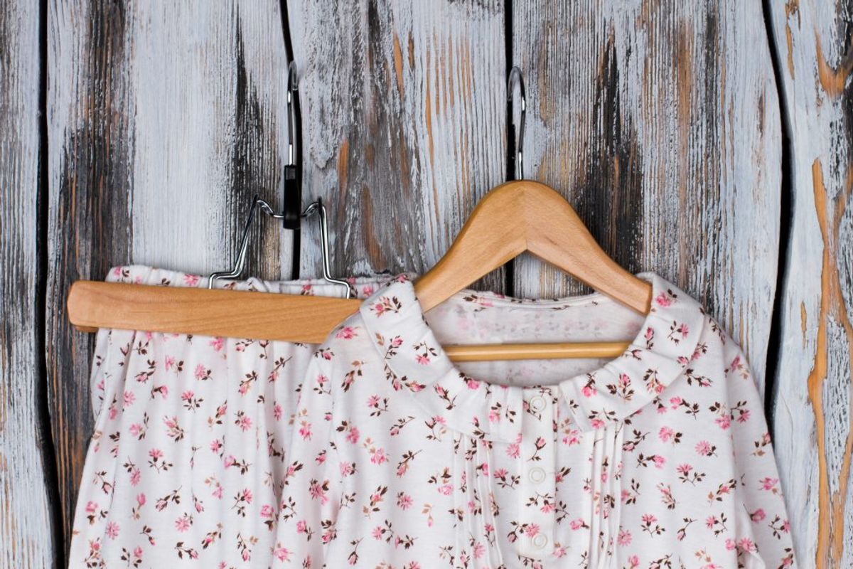 Sover du i den samme pyjamas hver nat? En pyjamas kan udvikle sig til en bakteriebombe – og du bør faktisk vaske din pyjamas op til hver tredje dag, hvis du sover i den hver nat.
Kilde: The Healthy. Arkivfoto.