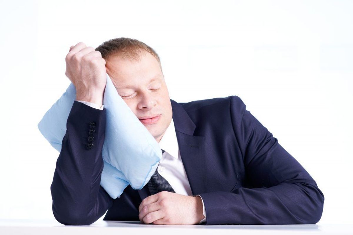 Stress og dårlig stemning på jobbet kan koste mange søvnløse nætter. Er der noget, som du – eller din chef – kan ændre på for at reducere stresspåvirkningerne?