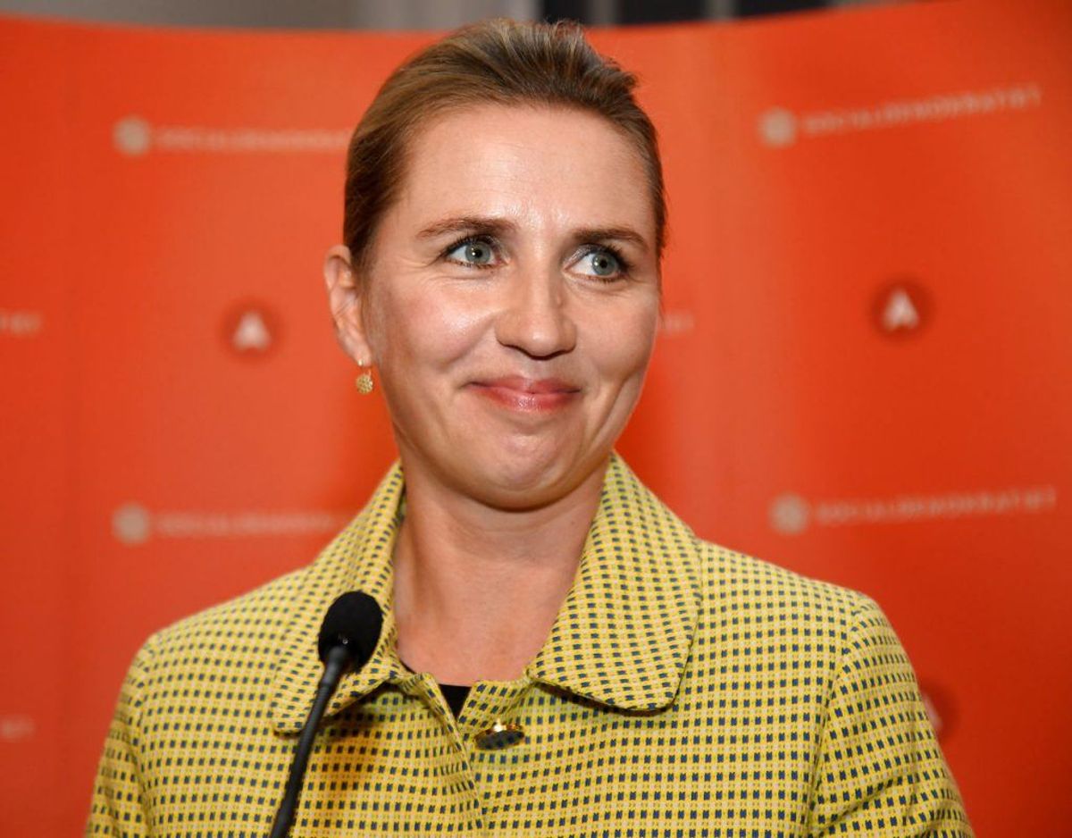 Mette Frederiksen er Danmarks statsminister. KLIK og se ministerlisten. Foto: Scanpix/Fabian Bimmer. KLIK og mød resten af ministerholdet.