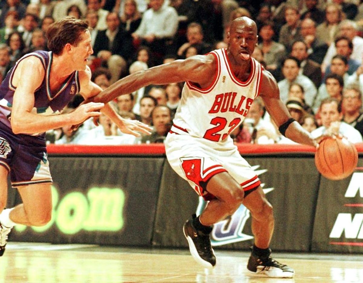 I Netflix-dokumentaren The Last Dance viser basketball-ikonet Michael Jordan sig med et dansk produkt. KLIK VIDERE OG SE FLERE BILLEDER. Foto: VINCENT LAFORET / AFP