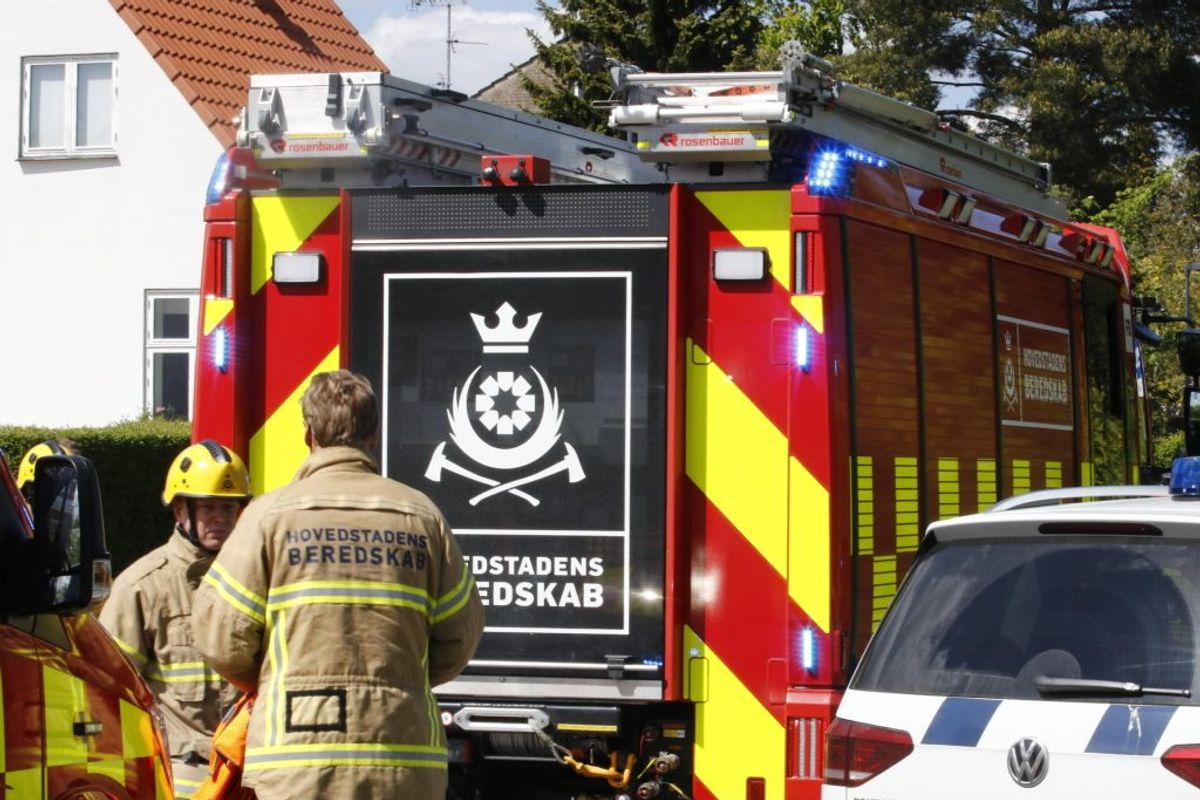 Redningsindsats i gang i Brønshøj. Foto: Presse-fotos.dk