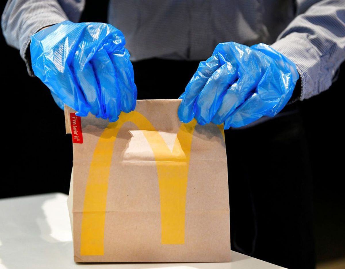 Ansatte fra USA har oplevet forsøg på voldtægt, mens kvindelige ansatte i Frankrig er blevet optaget i omklædningsrummet af en gemt mobil. Foto: REUTERS/Piroschka van de Wouw