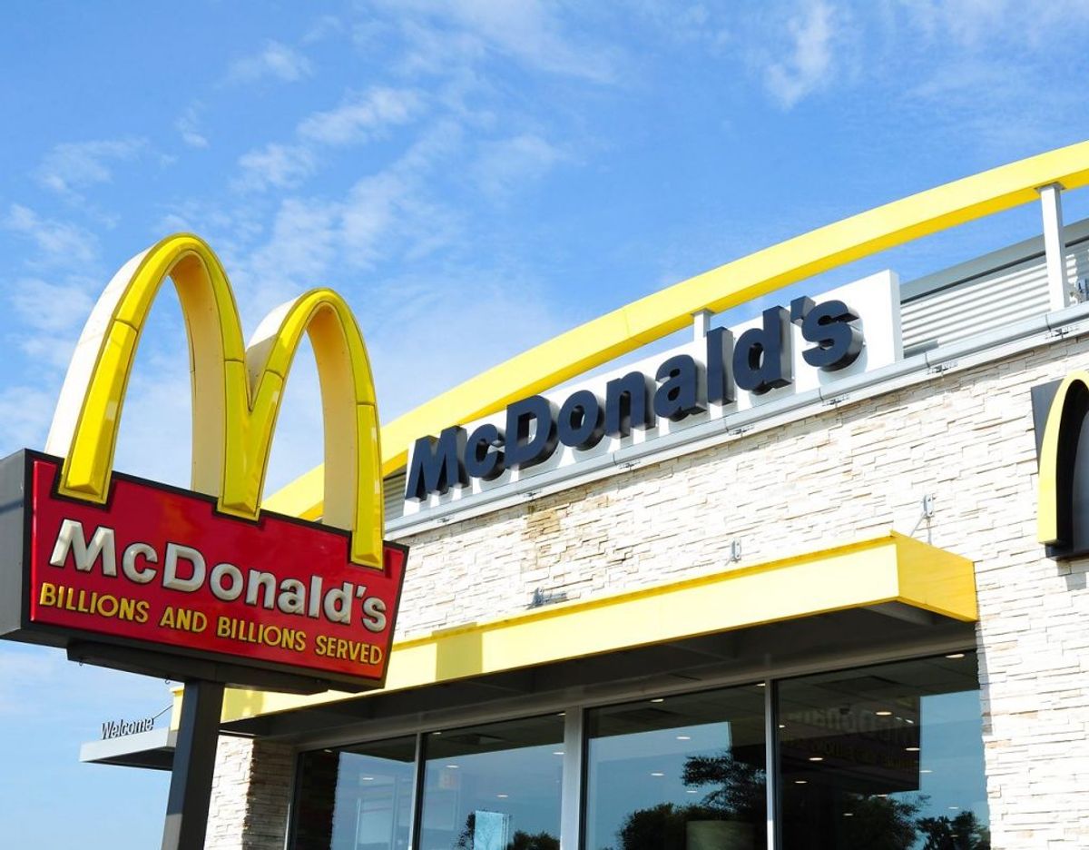 Fagforeninger fra hele verden er gået sammen i at indgive en klage til OECD, da flere ansatte på McDonald’s-restauranter er blevet udsat for seksuel chikane. KLIK VIDERE OG SE FLERE BILLEDER Foto: Karen BLEIER / AFP