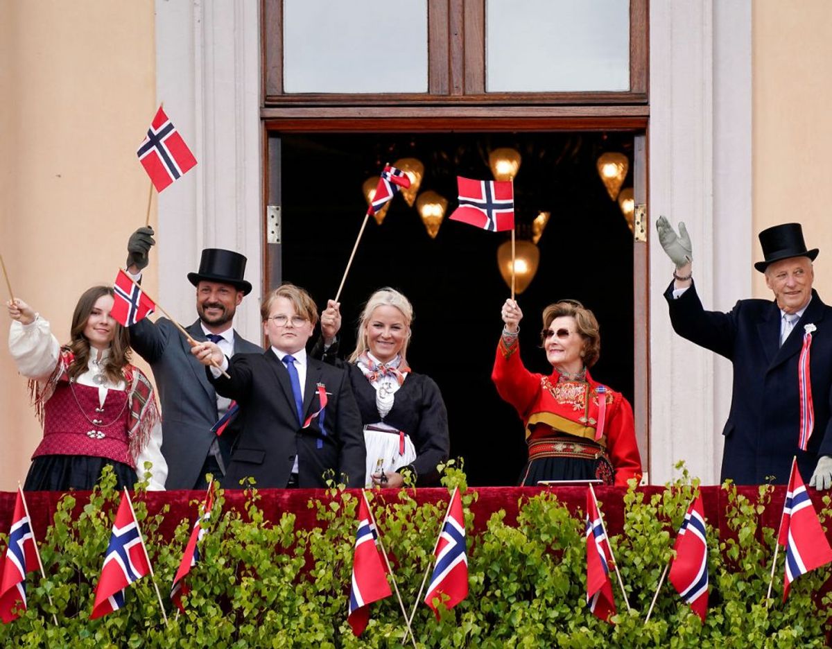 Den norske kongefamilie trodsede coronakrisen og fejrede den norske nationaldag den 17. maj 2020. KLIK VIDERE OG SE FLERE BILLEDER. Foto: Lise Aserud/NTB Scanpix/via REUTERS