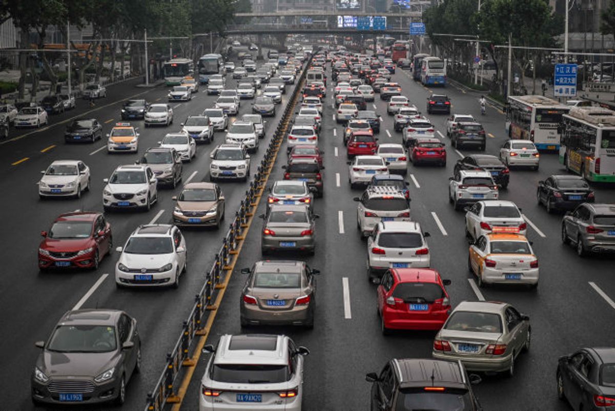 Den kinesiske region Wuhan, der var det oprindelige epicenter for coronavirusudbruddet, er åbnet igen, hvilket har medført, at den vanlige mængde trafik er tilbage. Foto: Hector Retamal/AFP