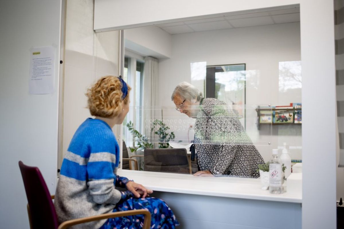 Begræns situationer hvor du udsættes for smitte. Kilde: Sundhedsstyrelsen. (Foto: Christian Nordholt/Ritzau Scanpix)