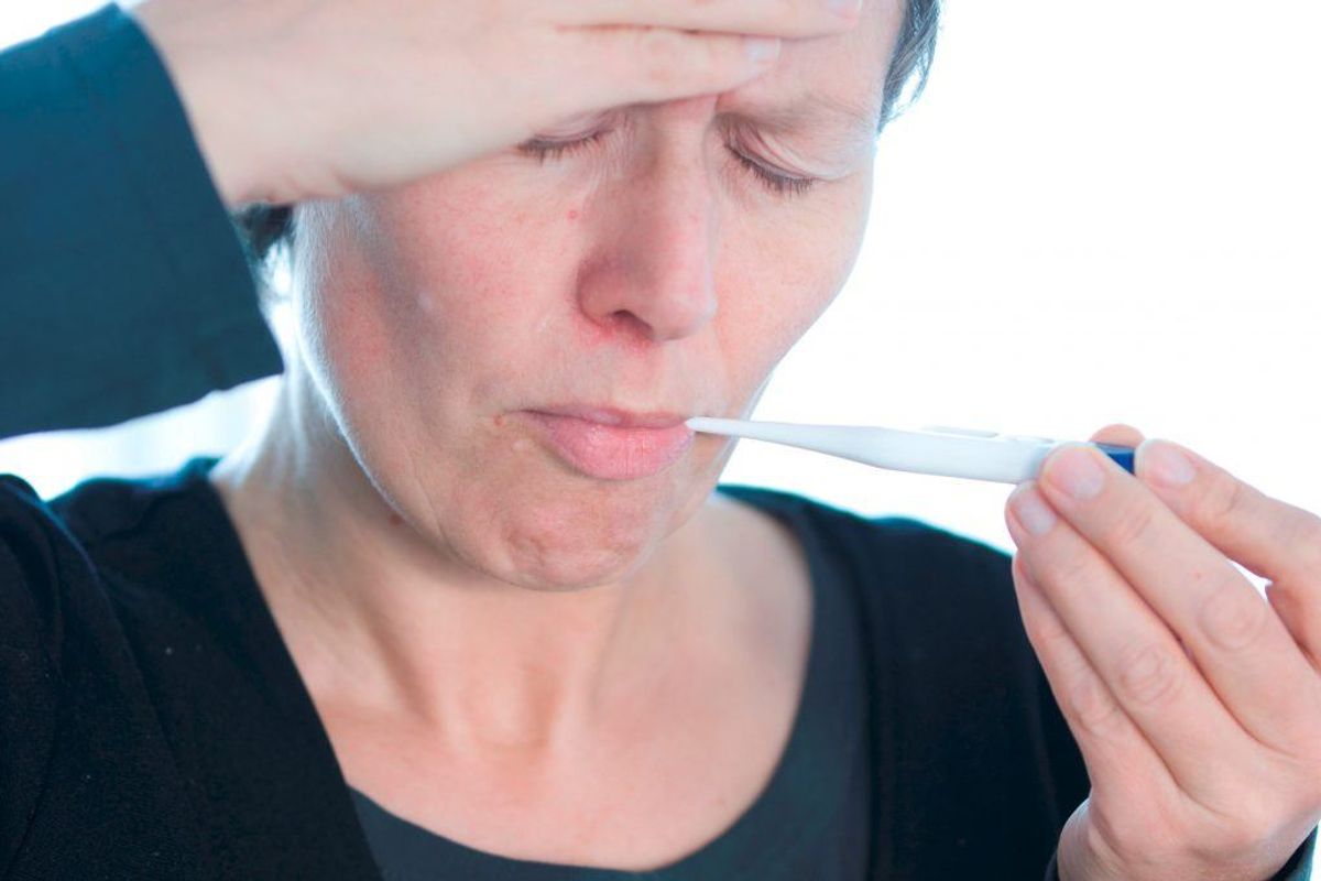 Har du feber i mere end 14 dage, er der risiko for, at du har fået feber af at indtage et lægemiddel. Kilde: Sundhed.dk.