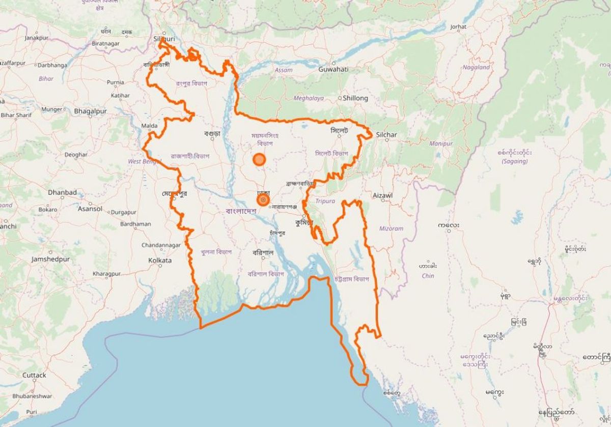 Bangladesh: “Vi fraråder alle ikke-nødvendige rejser til Chittagong Hill Tracts (distrikterne Rangamati, Khagrachari og Bandarban) pga. risikoen for voldelige sammenstød mellem lokale befolkningsgrupper og kidnapning. Risiciene er så alvorlige, at du bør have helt særlige grunde til at besøge områderne. Chittagong Division er dog ikke omfattet.” Foto: Openstreetmap-bidragsydere (C)