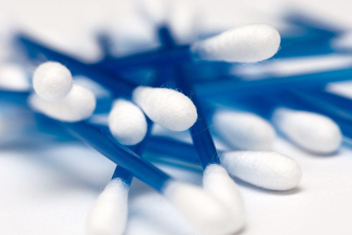 Se om du kan få tandstikker og vatpinde i træ i stedet for plast.