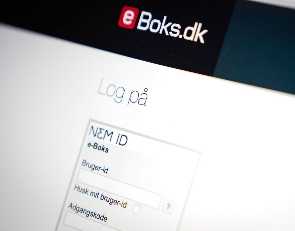 For svindlere er det nemt at kopiere logoer, skrifttyper, mailadresser og telefonnumre. Hvis henvendelsen er ægte vil den også kunne findes på din e-boks eller myndighedernes hjemmeside. Kilder: NemID, Digitaliseringsstyrelsen, Center for Cybersikkerhed. Foto: Scanpix