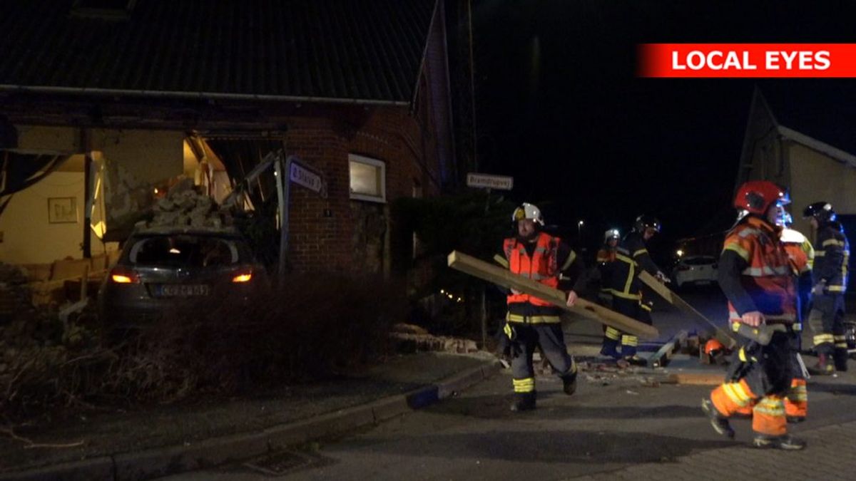 En mor og hendes to børn er kommet til skade. KLIK FOR FLERE BILLEDER. Foto: LocalEyes.dk