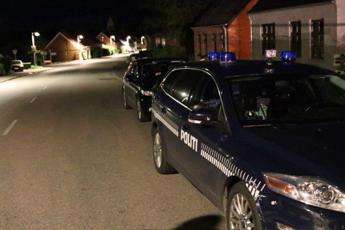En mand er fundet død. KLIK VIDERE OG SE FLERE BILLEDER. Foto: Presse-fotos.dk