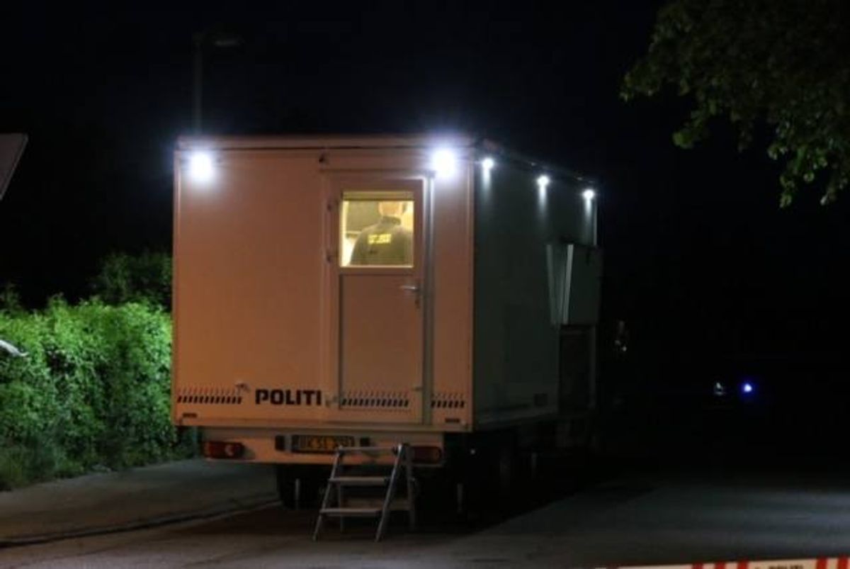 En mand er fundet død. KLIK VIDERE OG SE FLERE BILLEDER. Foto: Presse-fotos.dk