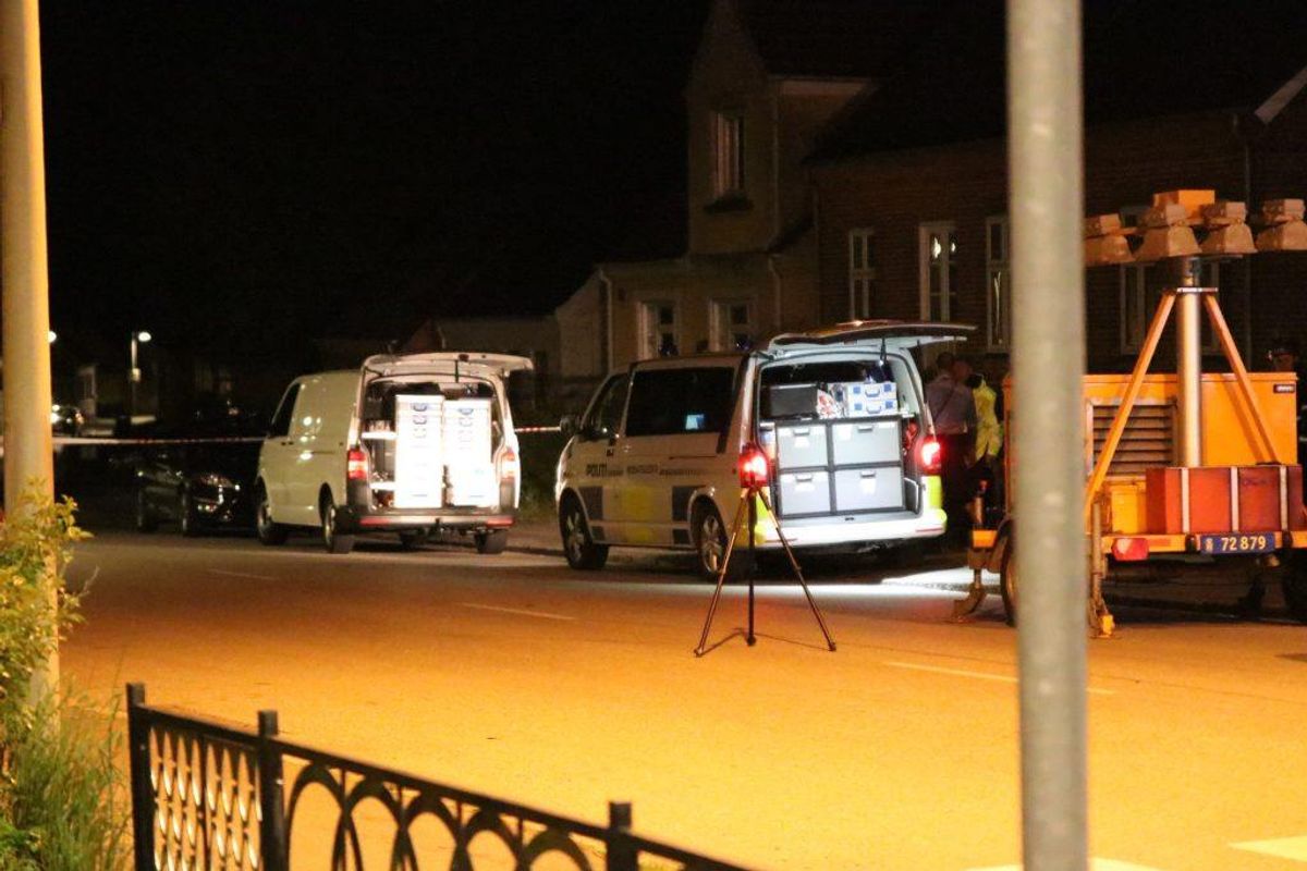 En mand er fundet død. KLIK VIDERE OG SE FLERE BILLEDER. Foto: Presse-fotos.dk