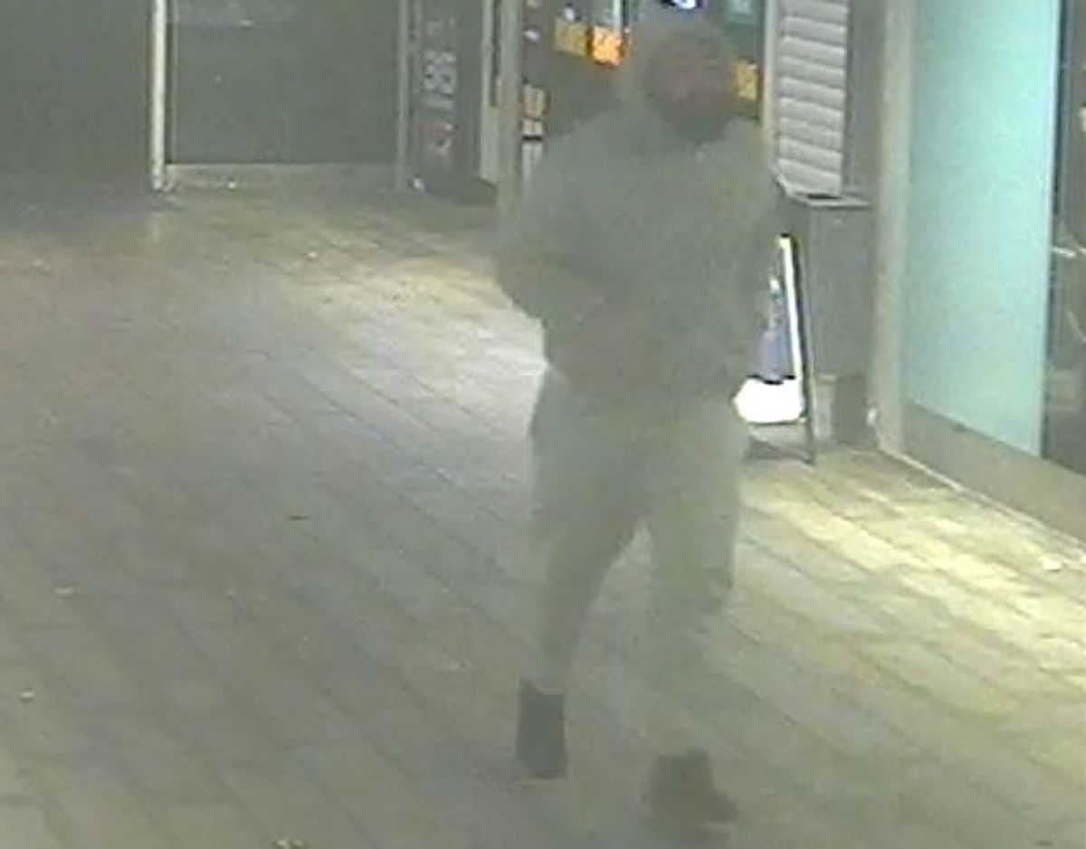 Mehmet Yaman ses her ved Avedøre Station kort tid før, politiet mener, at han blev dræbt. Foto: Politiet.