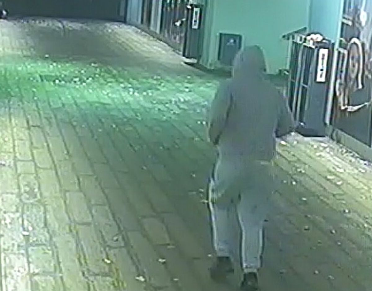 Mehmet Yaman ses her ved Avedøre Station kort tid før, politiet mener, at han blev dræbt. Foto: Politiet.