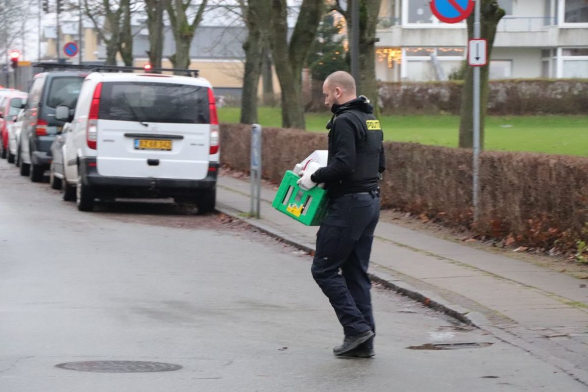 Politiet har blandt andet gennemført aktioner i Herlev og Valby. KLIK FOR FLERE BILLEDER. Foto: Presse-fotos.dk