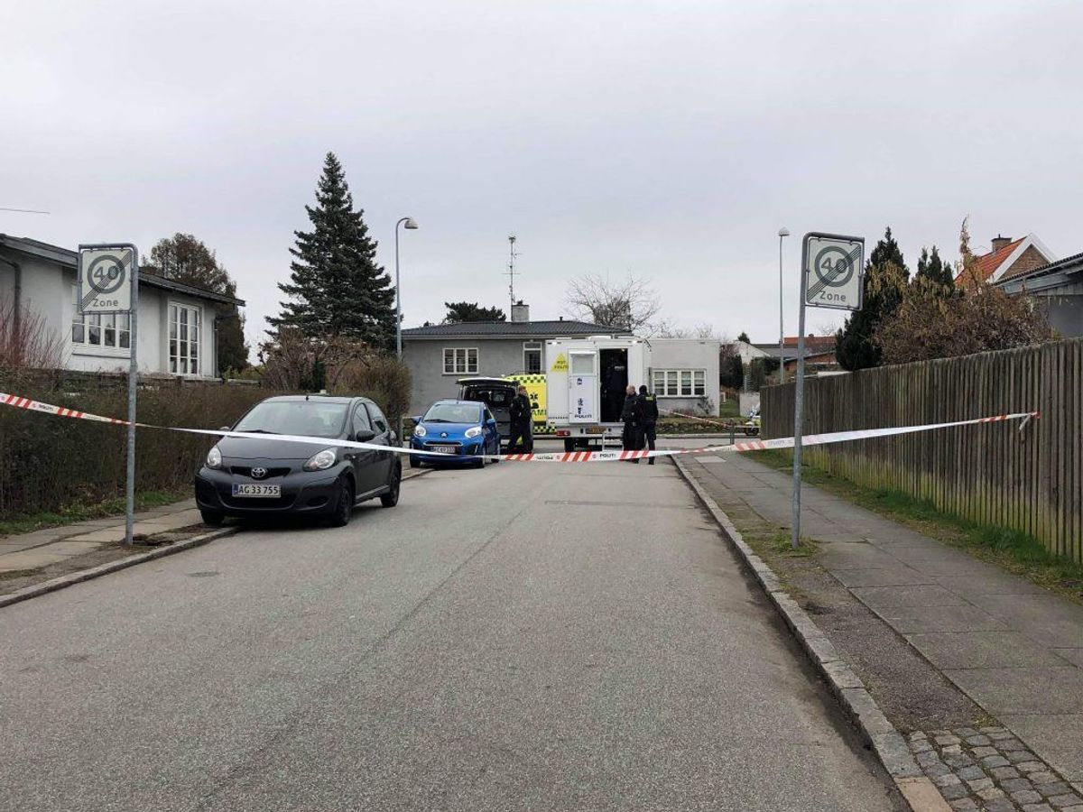 Drabet blev begået på Stengårds Allé i Gladsaxe. KLIK FOR FLERE BILLEDER. (Foto: Presse-fotos.dk)