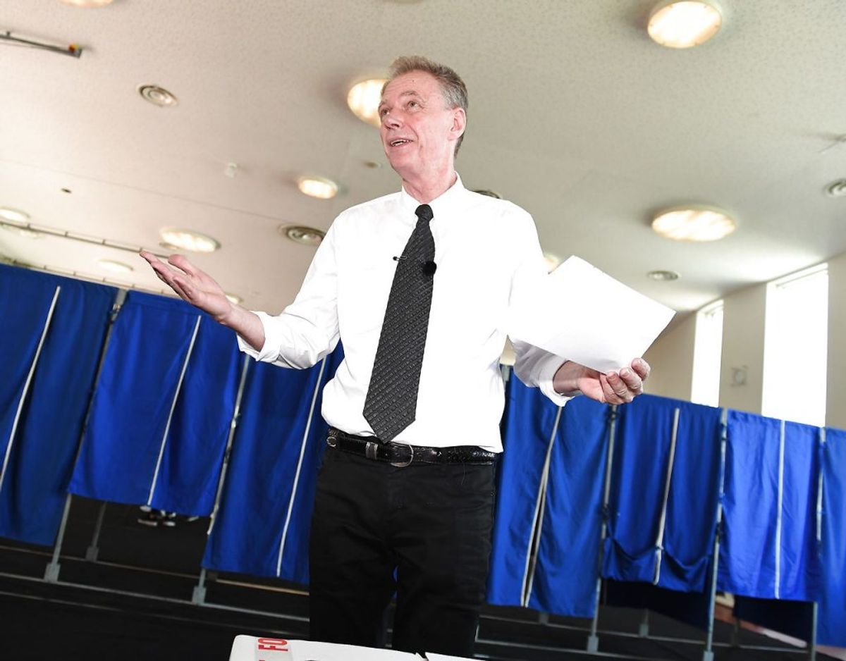 Finansmanden Klaus Riskær Pedersen er blandt de seneste ofre for svindlen. KLIK VIDERE OG SE FLERE EKSEMPLER. Foto: Scanpix
