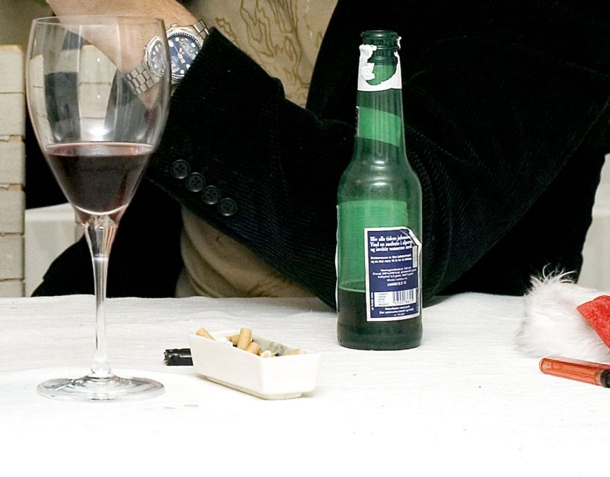Pas lidt på med alkoholen – så du undgår at tale over dig:
Det kan være vanskeligt at rette op på igen, hvis du kommer til at sige noget til din chef eller kollega, som du fortryder bagefter. Foto: scanpix