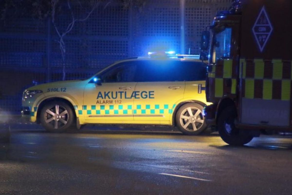 Både politi, ambulancer og brandvæsen ved Fisketorvet på grund af et ammoniakudslip. KLIK for flere billeder. Foto: Presse-fotos.dk.