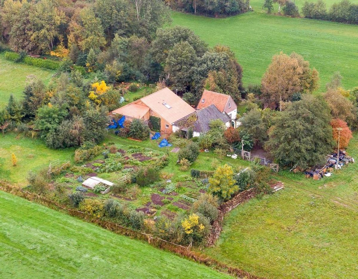 I kælderen var seks mennesker i alderen 18-25 år. De ventede på, at verden skulle gå under. Foto: Scanpix