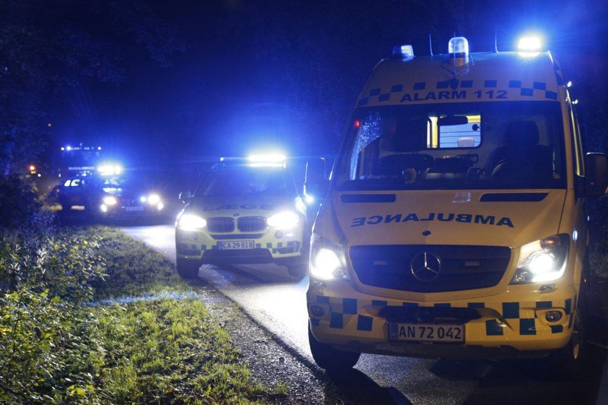 Politi, ambulance og redning er massivt til stede. KLIK VIDERE FOR FLERE BILLEDER. Foto: Presse-fotos.dk