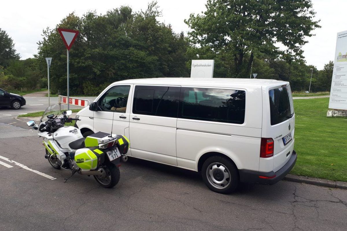 Østjyllands Politi havde torsdag mere end almindeligt travlt i det vestlige Aarhus. Foto: Østjyllands Politi.